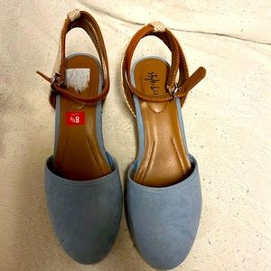 Light  blue ladies simi high 2 inches size 8.5